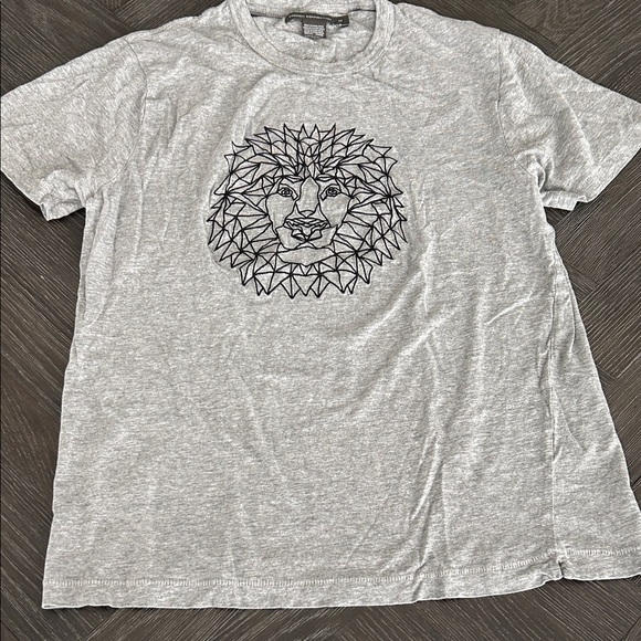French Connection Light Gray Lion Graphic Tee - Picture 1 of 2